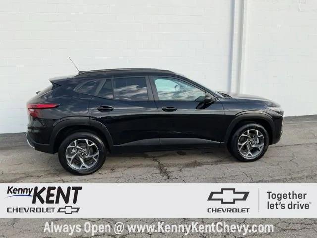 used 2025 Chevrolet Trax car, priced at $21,499