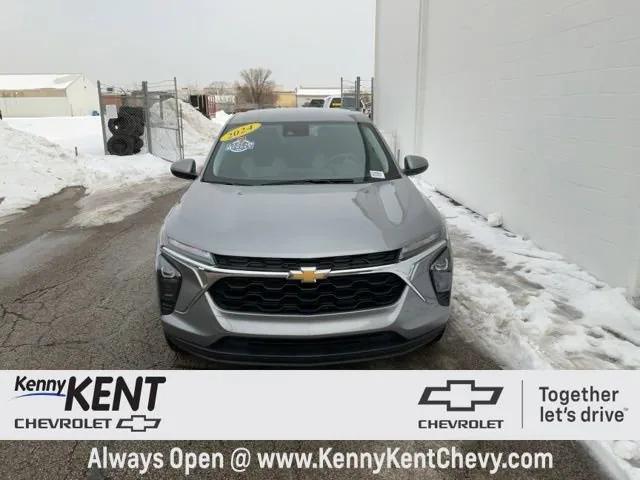 used 2024 Chevrolet Trax car