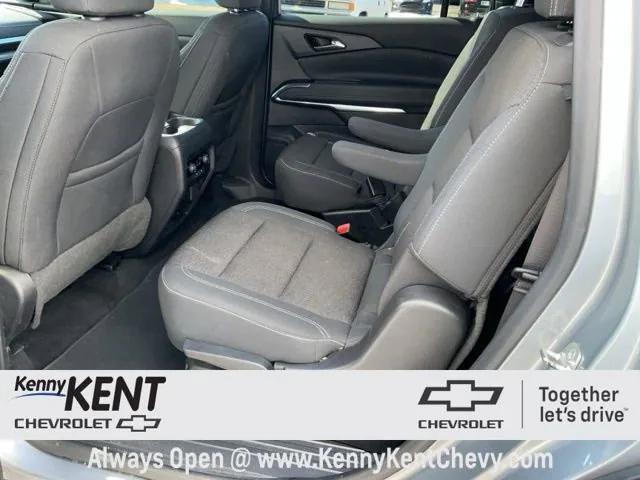 used 2024 Chevrolet Traverse car, priced at $29,461