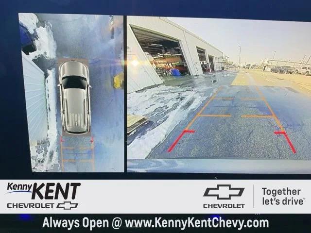 used 2024 Chevrolet Traverse car, priced at $29,461