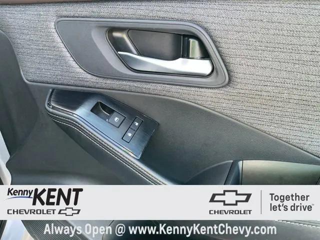 used 2023 Nissan Rogue car, priced at $17,999