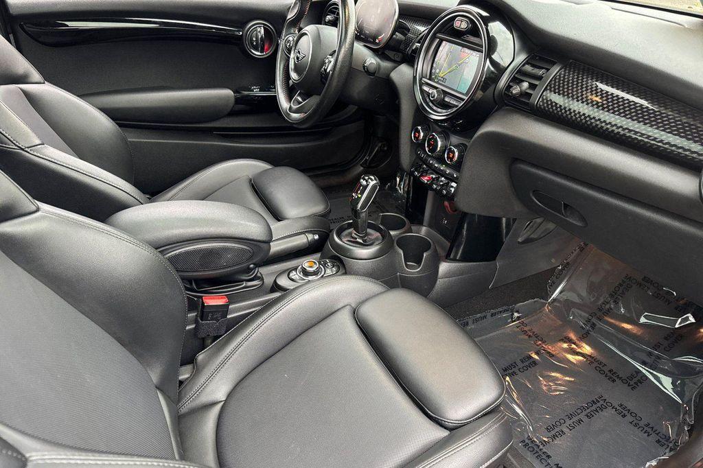 used 2021 MINI Hardtop car, priced at $26,500