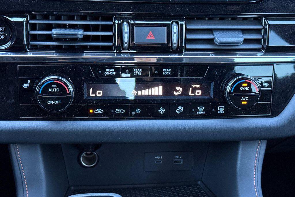 new 2025 Nissan Pathfinder car, priced at $39,056