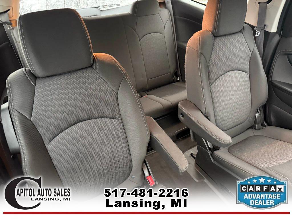 used 2015 Chevrolet Traverse car, priced at $6,995