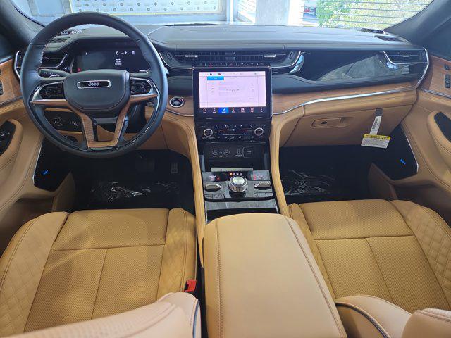 new 2025 Jeep Grand Cherokee L car