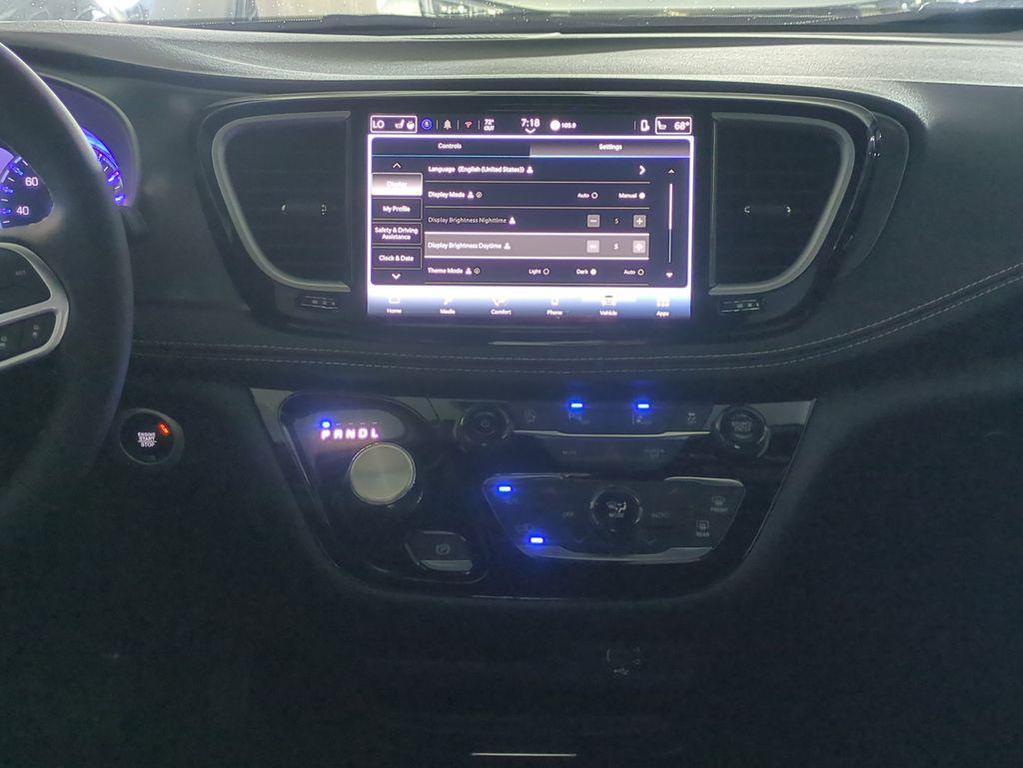 new 2026 Chrysler Pacifica car, priced at $37,464