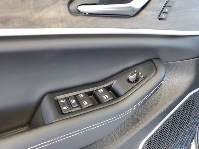 new 2026 Jeep Grand Cherokee car, priced at $42,047