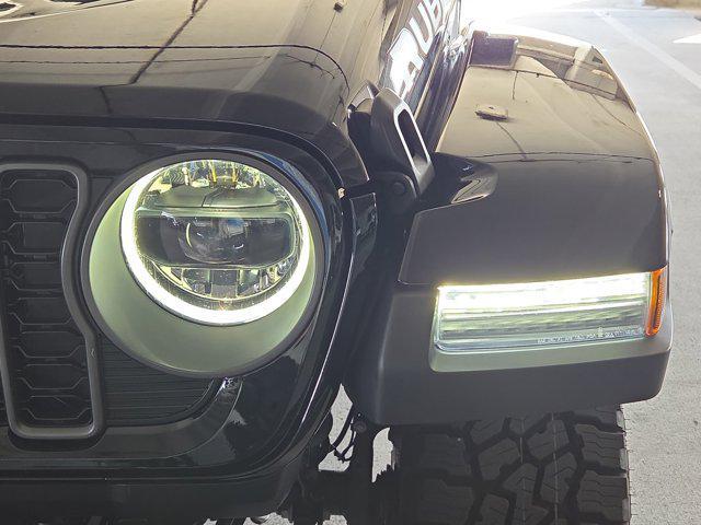 new 2025 Jeep Gladiator car