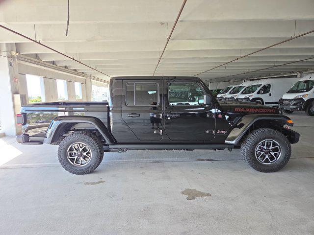 new 2025 Jeep Gladiator car
