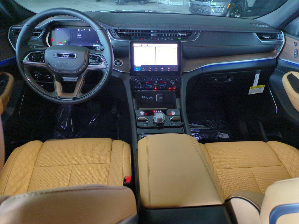 new 2025 Jeep Grand Cherokee L car, priced at $55,728