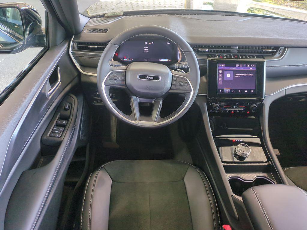 new 2025 Jeep Grand Cherokee L car, priced at $38,552