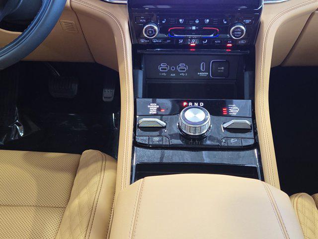 new 2025 Jeep Grand Cherokee L car