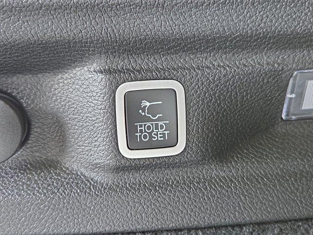 new 2025 Jeep Grand Cherokee L car