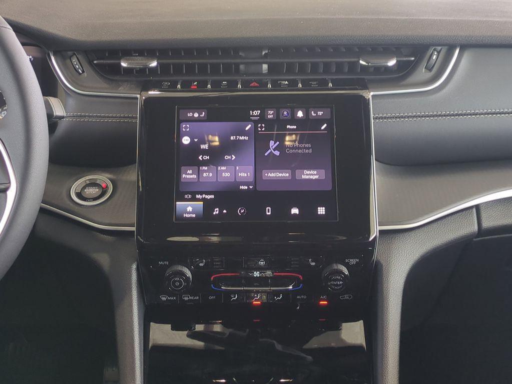 new 2025 Jeep Grand Cherokee car, priced at $30,278