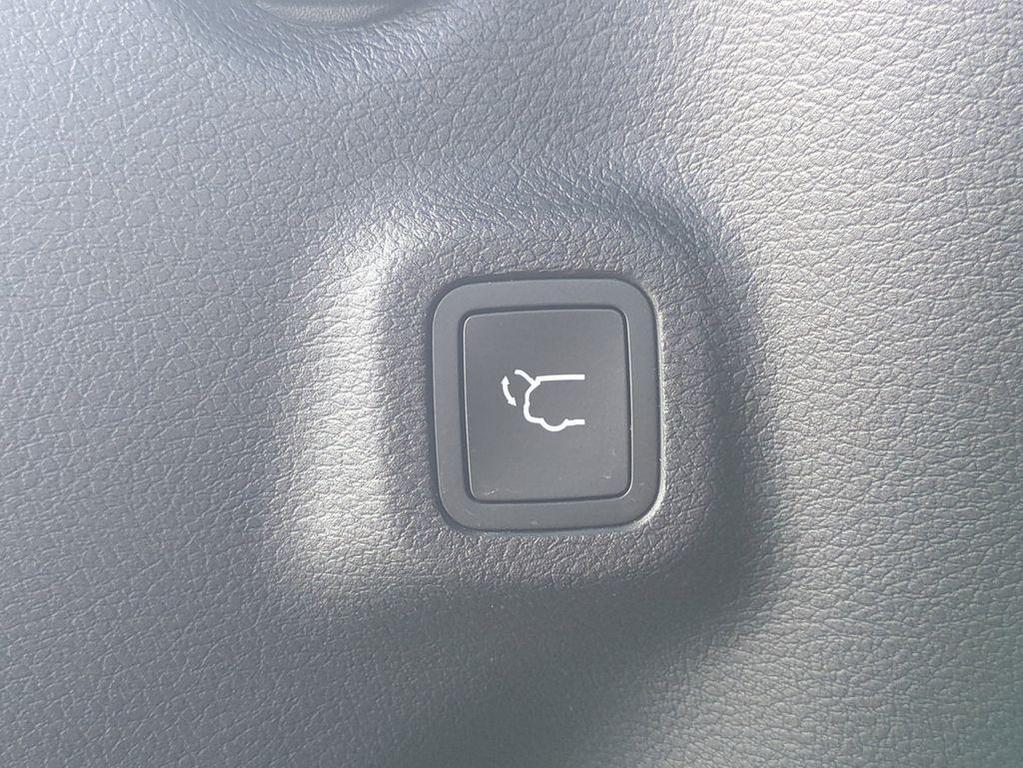 used 2023 Jeep Compass car, priced at $22,543