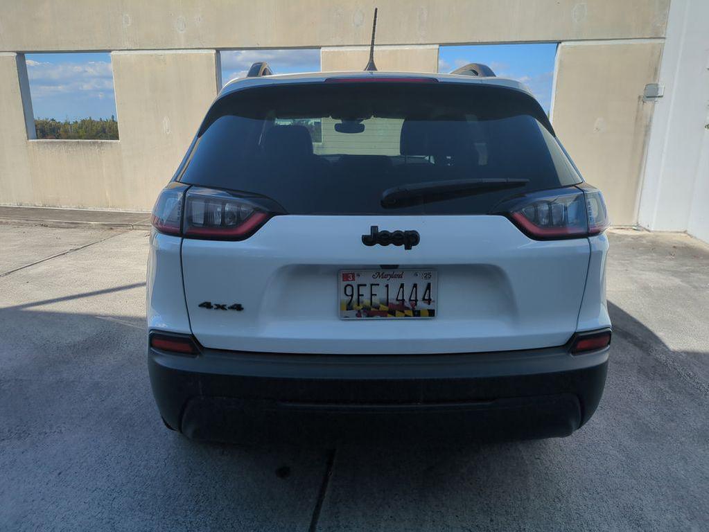 used 2023 Jeep Cherokee car, priced at $19,860