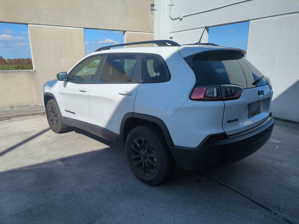 used 2023 Jeep Cherokee car, priced at $19,860