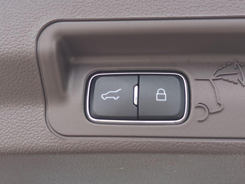 used 2022 Ford Explorer car, priced at $28,395