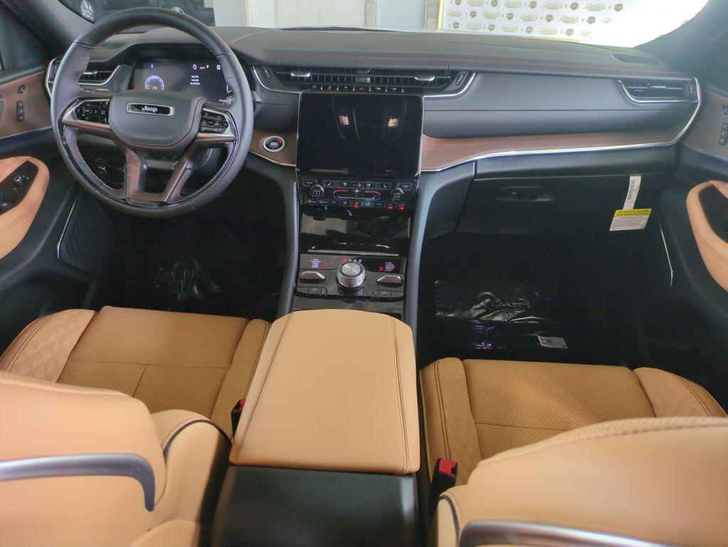 new 2025 Jeep Grand Cherokee L car, priced at $57,193