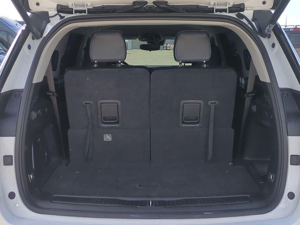 used 2022 Jeep Grand Cherokee L car, priced at $19,956