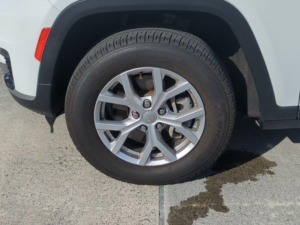 used 2022 Jeep Grand Cherokee L car, priced at $19,956