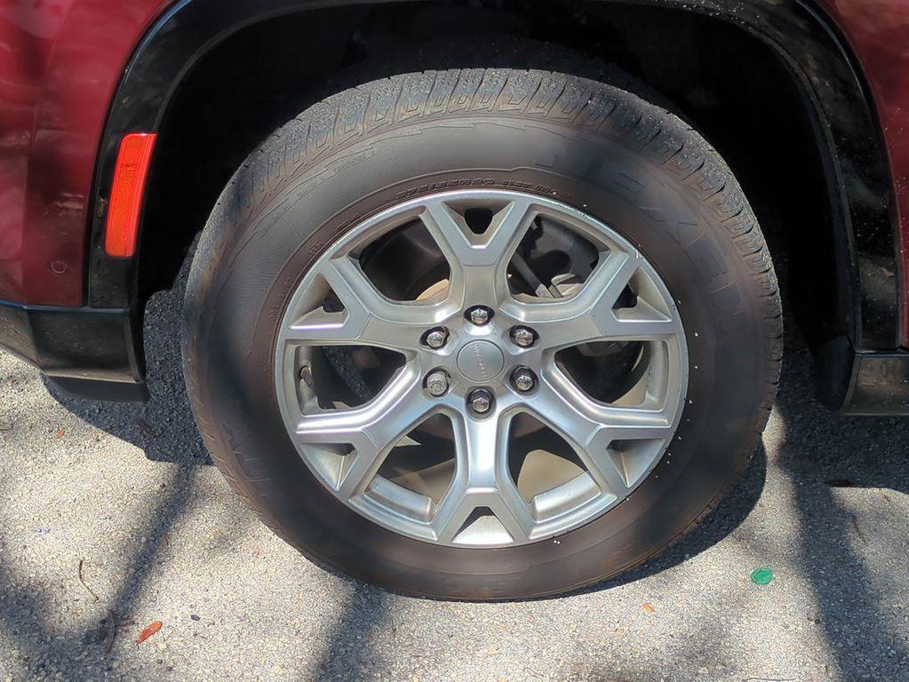 used 2022 Jeep Wagoneer car, priced at $35,113