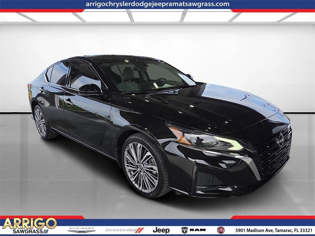 used 2023 Nissan Altima car, priced at $21,823