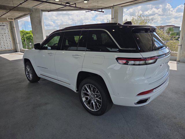 new 2025 Jeep Grand Cherokee car