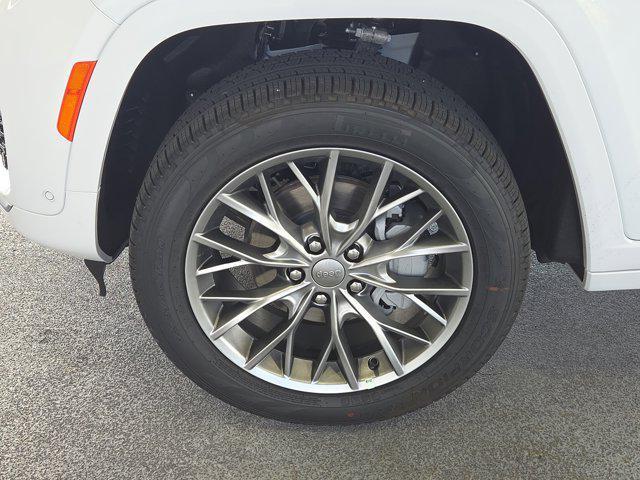 new 2025 Jeep Grand Cherokee car