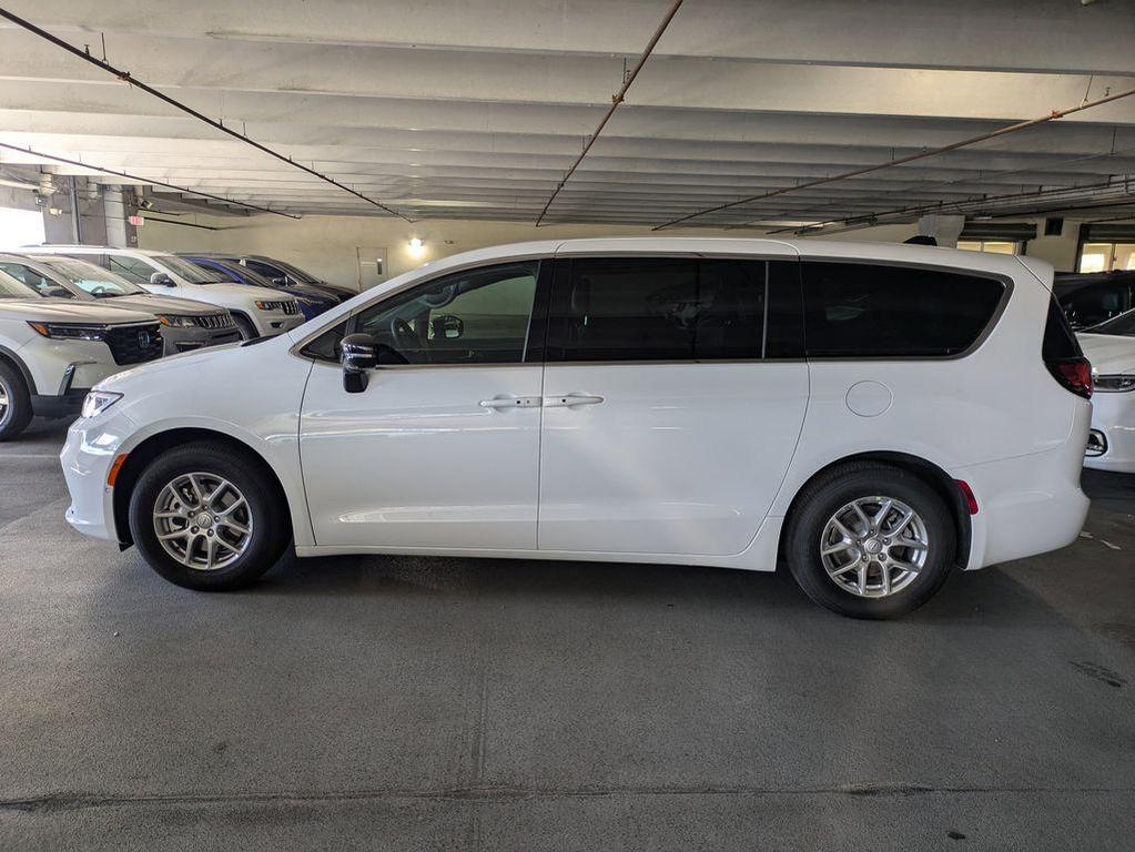 new 2026 Chrysler Pacifica car, priced at $37,011