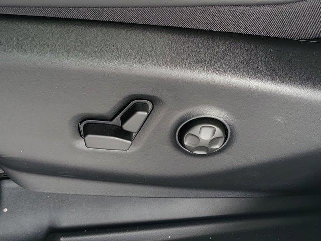 new 2026 Chrysler Pacifica car, priced at $44,253