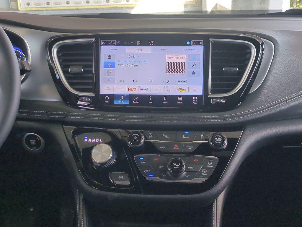 new 2026 Chrysler Pacifica car, priced at $45,654