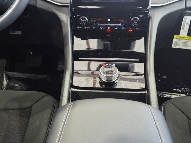 new 2025 Jeep Grand Cherokee car