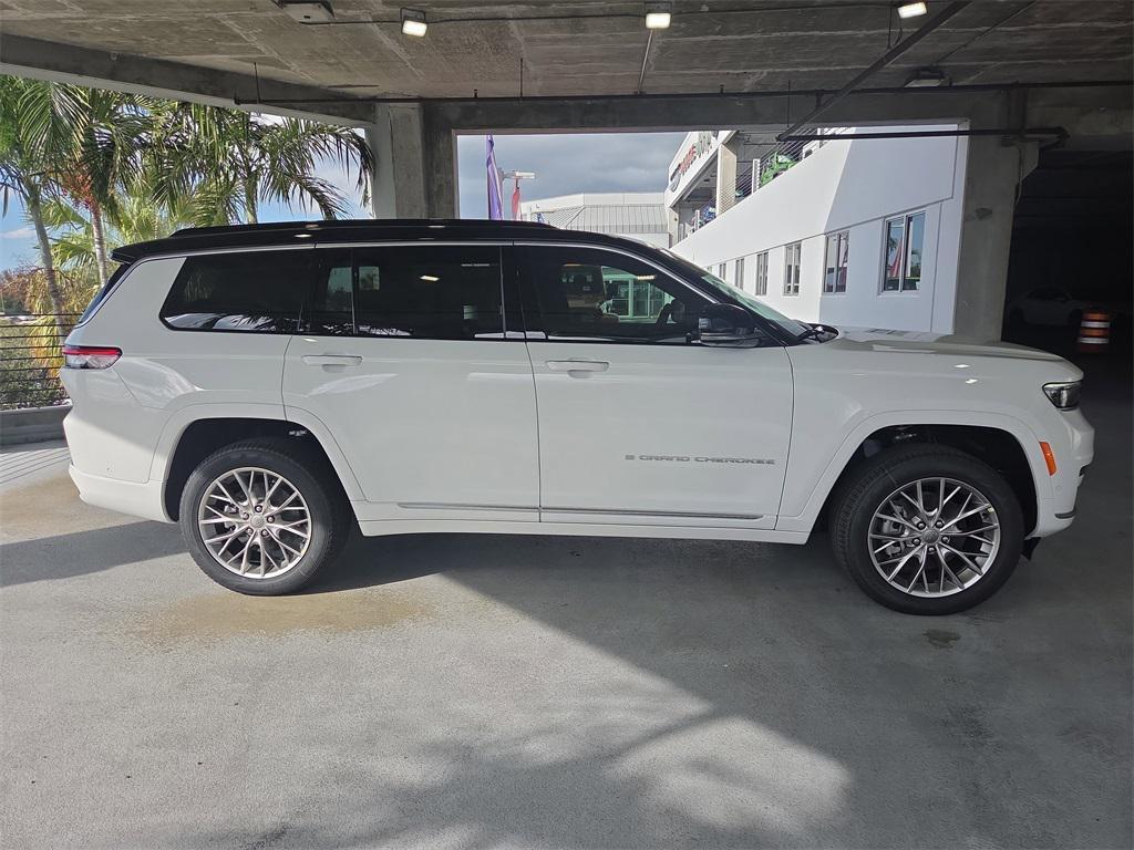 new 2025 Jeep Grand Cherokee L car, priced at $57,193
