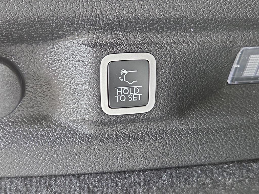 new 2025 Jeep Grand Cherokee L car, priced at $57,193