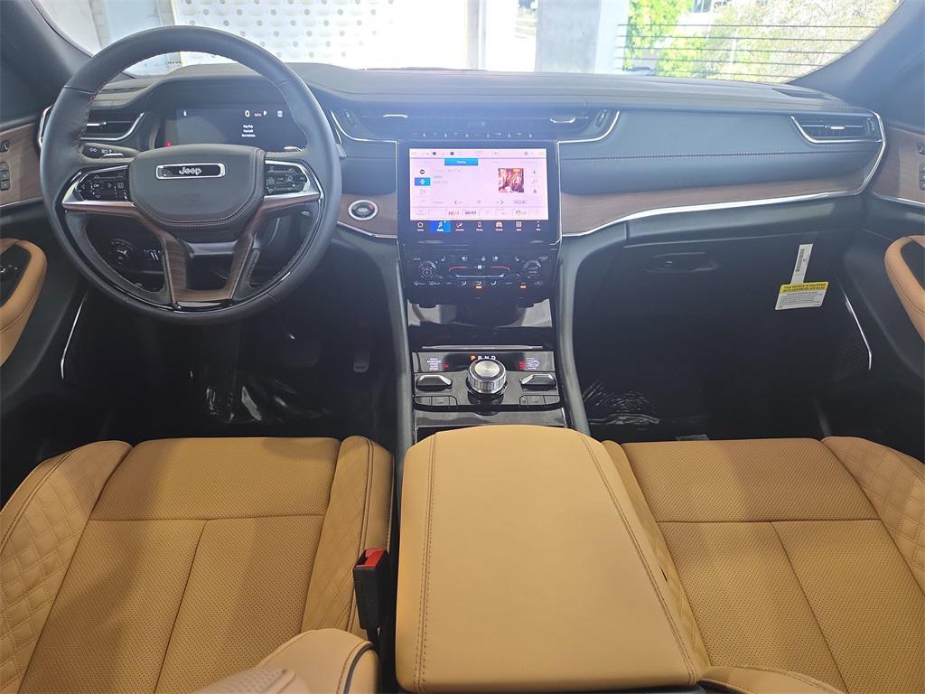 new 2025 Jeep Grand Cherokee L car, priced at $57,193