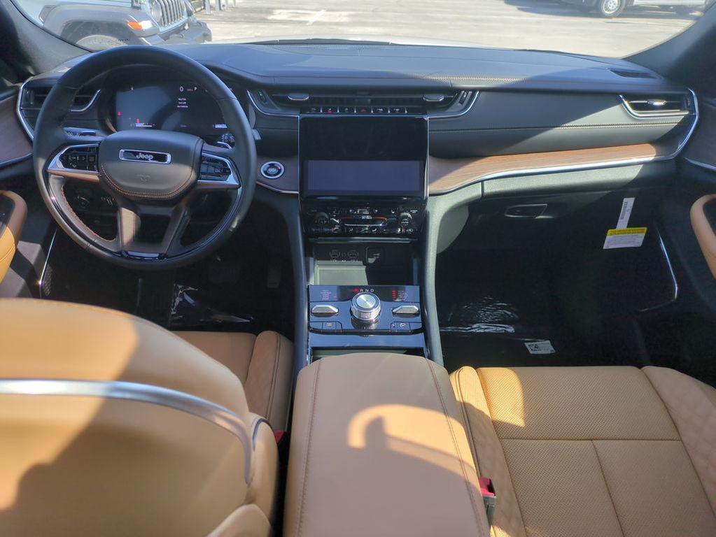 new 2025 Jeep Grand Cherokee L car, priced at $57,193