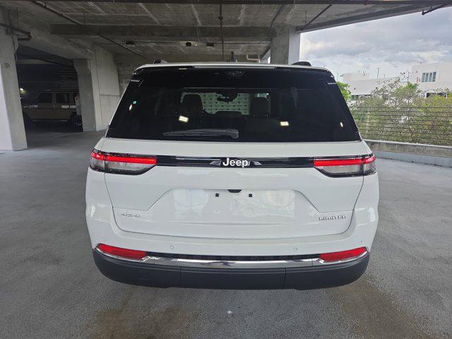 new 2025 Jeep Grand Cherokee car