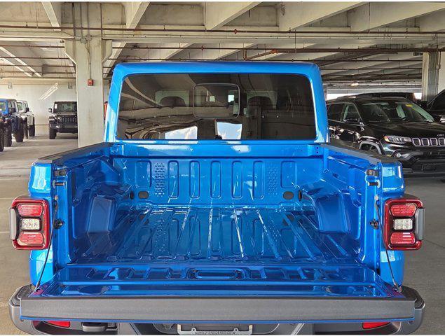 new 2025 Jeep Gladiator car