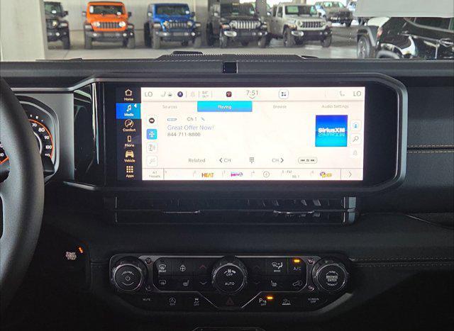 new 2025 Jeep Gladiator car