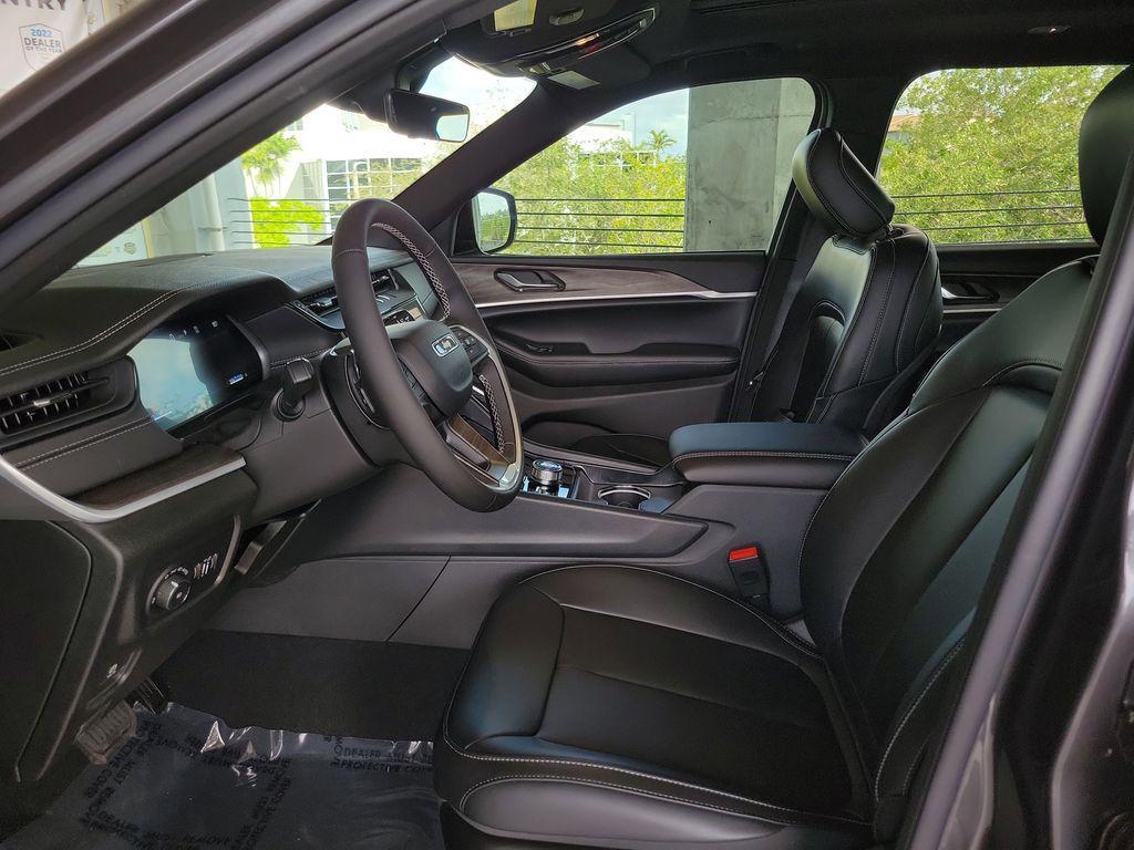 new 2026 Jeep Grand Cherokee L car, priced at $48,235