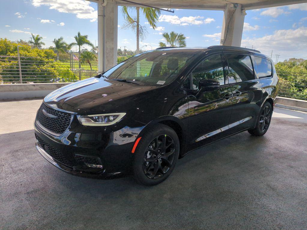 new 2026 Chrysler Pacifica car, priced at $37,421