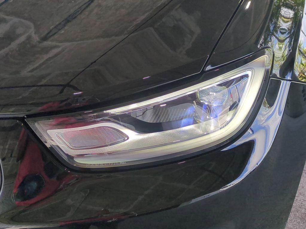 new 2026 Chrysler Pacifica car, priced at $37,421