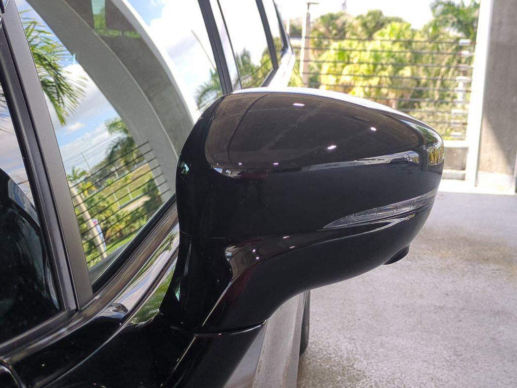 new 2026 Chrysler Pacifica car, priced at $37,421