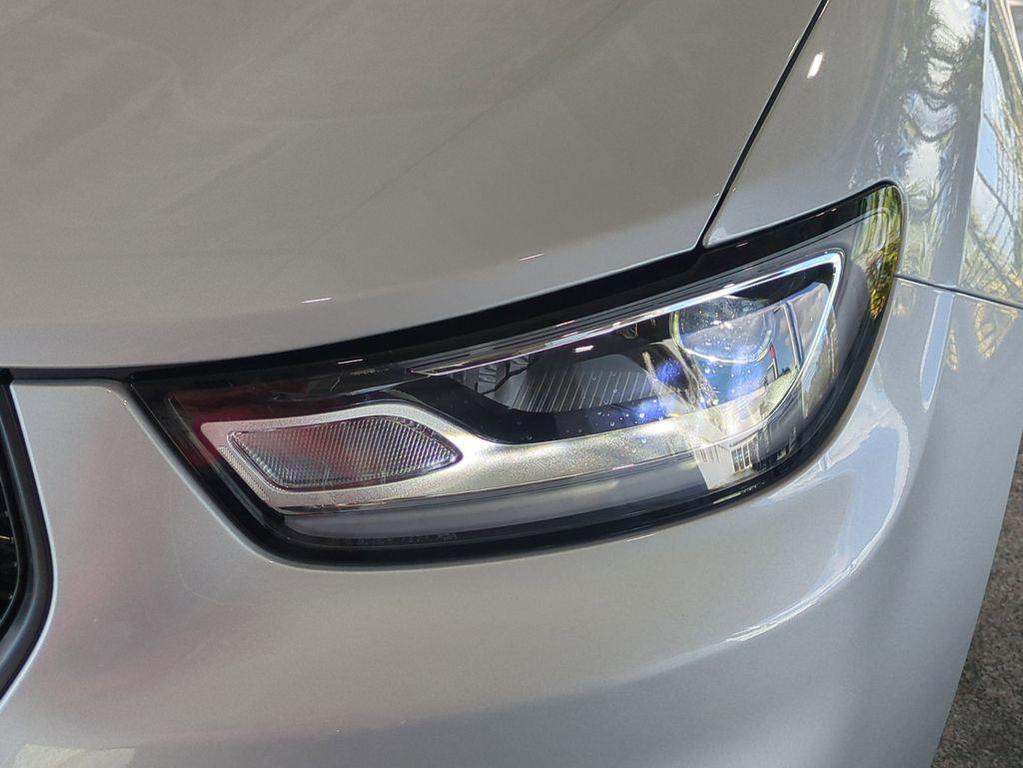 new 2026 Chrysler Pacifica car, priced at $37,832