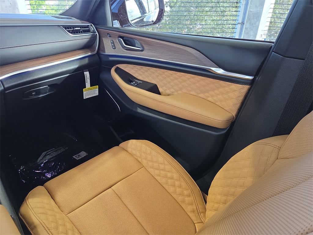 new 2025 Jeep Grand Cherokee car, priced at $56,827