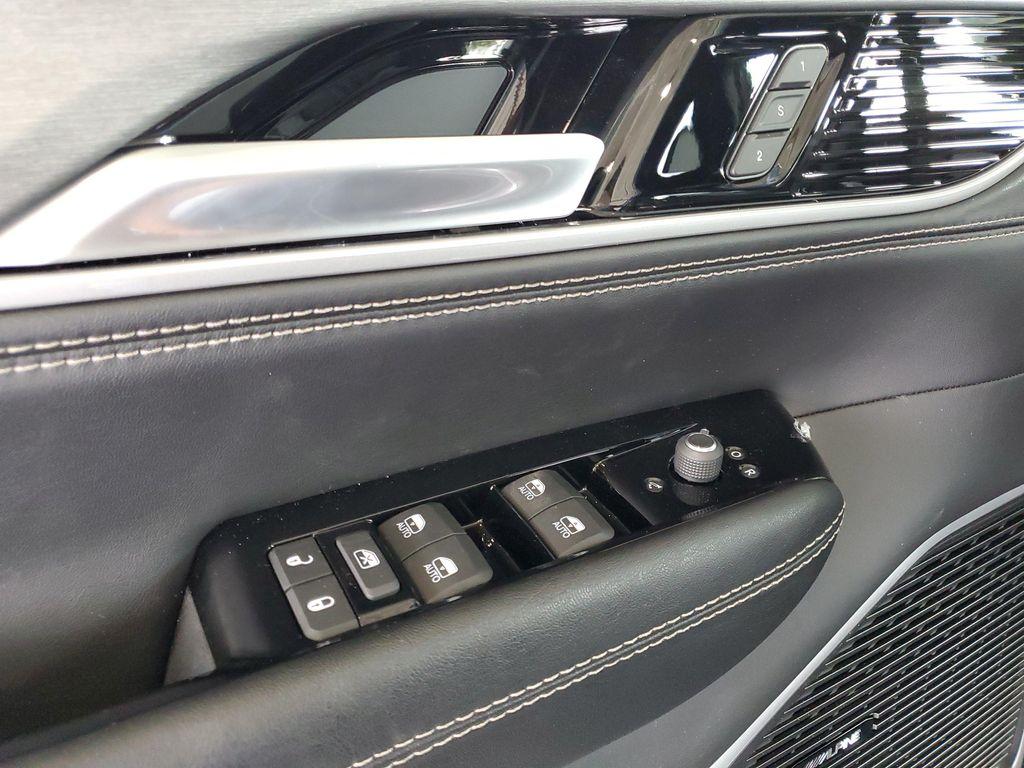 new 2026 Jeep Grand Wagoneer car, priced at $69,119