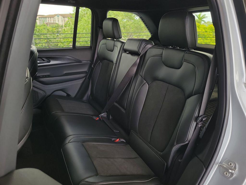 new 2025 Jeep Grand Cherokee car, priced at $35,938