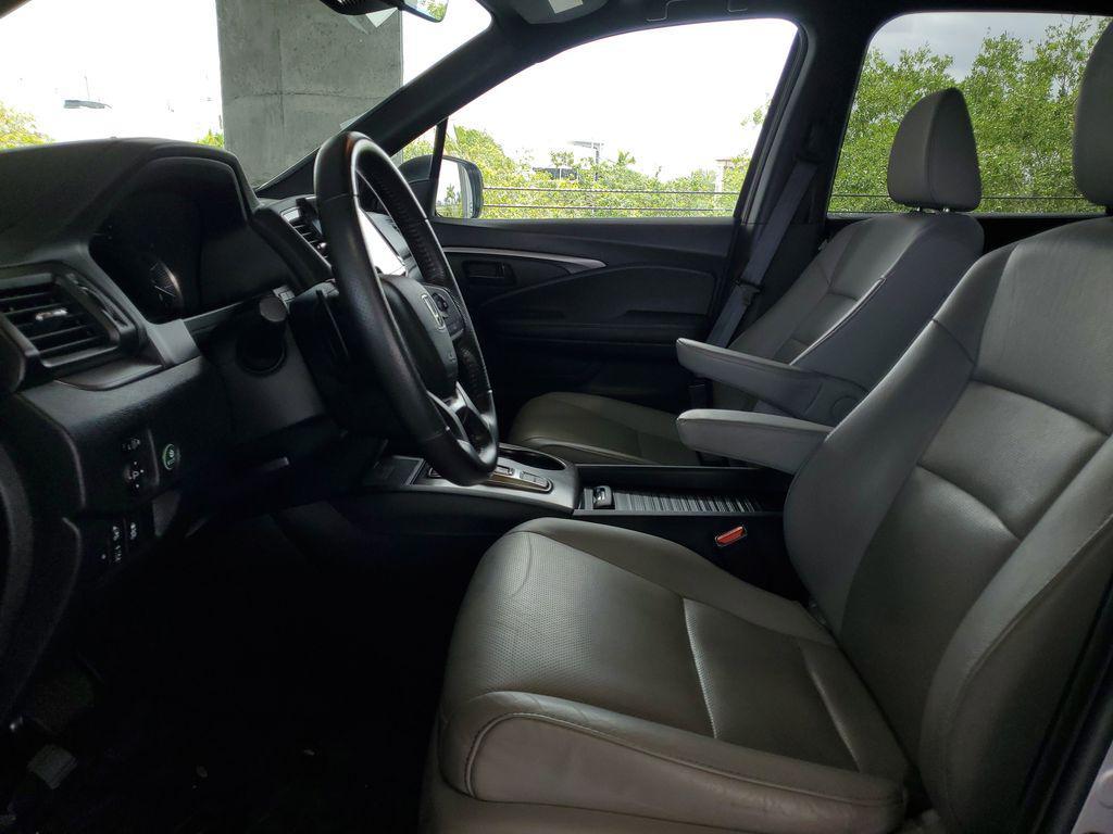 used 2022 Honda Passport car, priced at $28,952