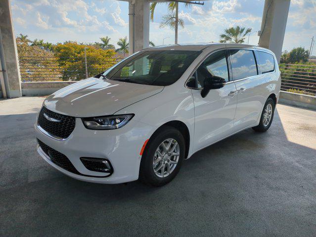 new 2026 Chrysler Pacifica car, priced at $36,511